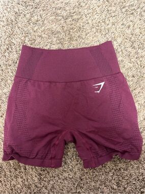 Gymshark Seamless High-Waist Bike Shorts in Burgundy